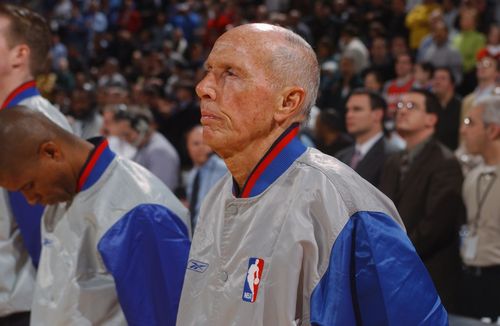 迪克体育用品公司财报不及预期,已完成对福洛克的收购